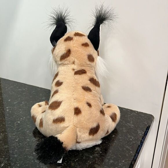 Destination Nation Lynx Plush Stuffed Animal by Aurora. Size 13” - Picture 4 of 8